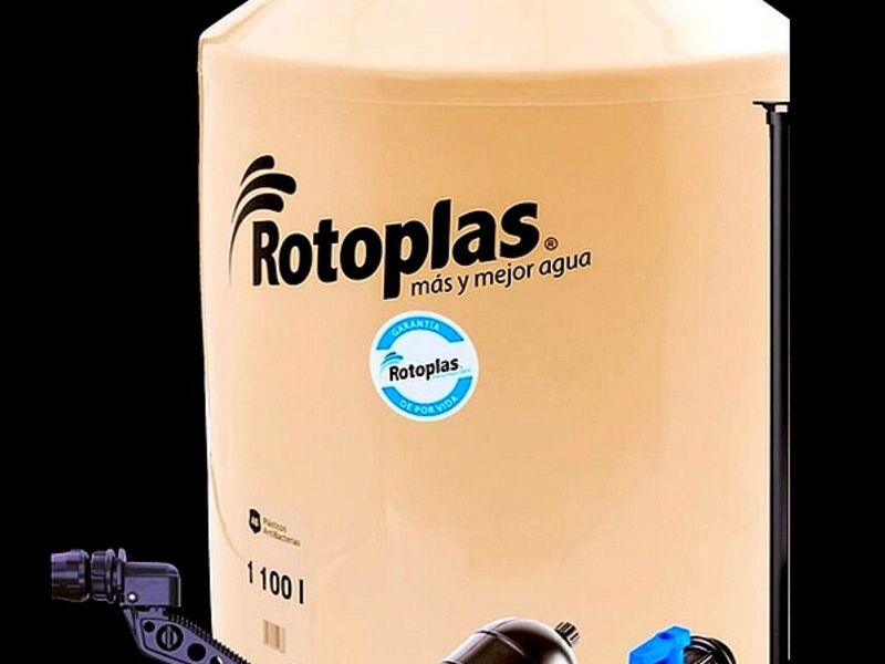 Tinaco Rotoplas Tricapa 1100 L Equipado