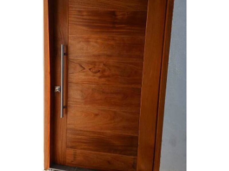Instalacion puerta madera Tijuana
