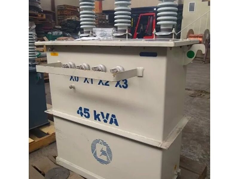 Transformador Trifásico 45kVA poste México
