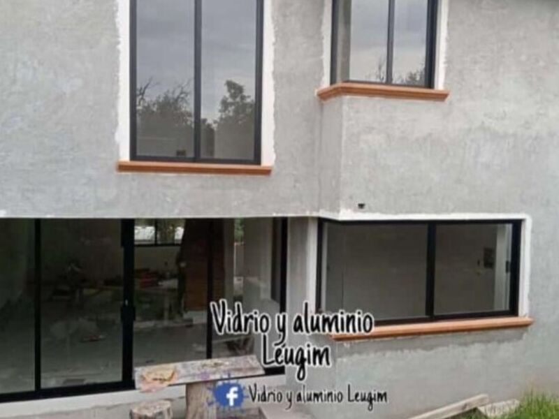 Cancelería aluminio negro Villa del Carbón