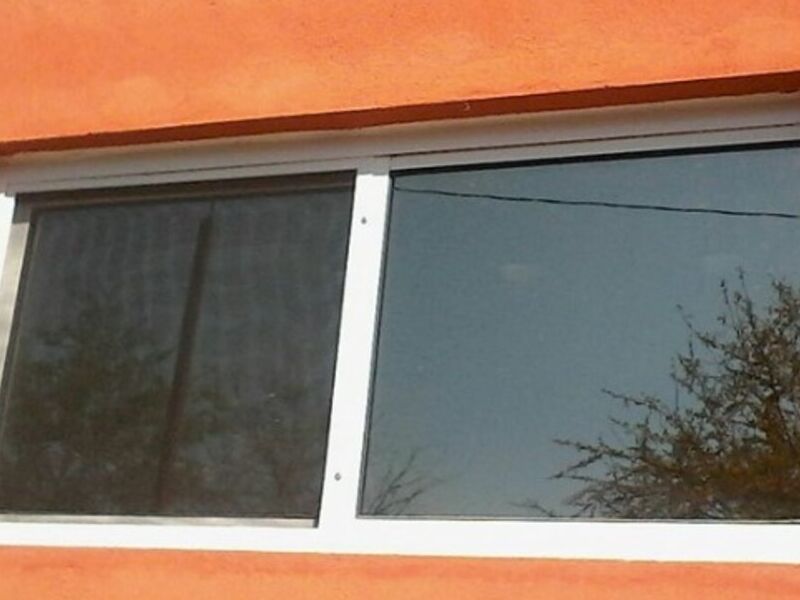 Ventana corrediza Allende