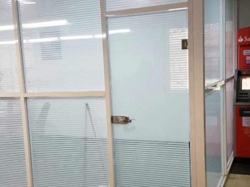 Oficina de cristal con esmerilado México