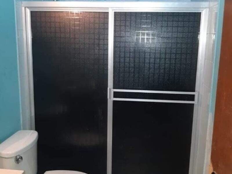 Canceles de baño policarbonato Teotihuacán