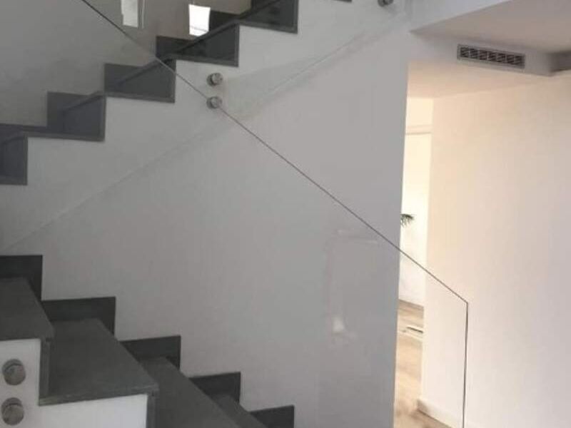 Barandal vidrio templado México