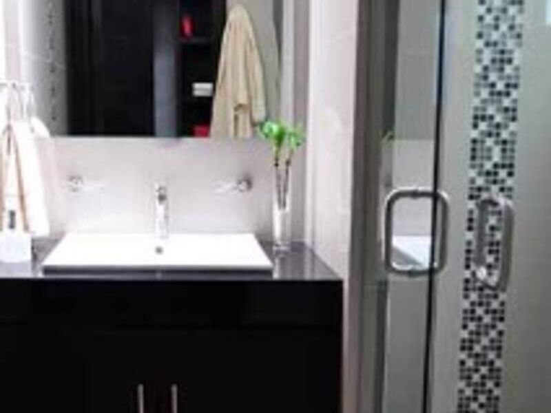 Cancelería de baño en México