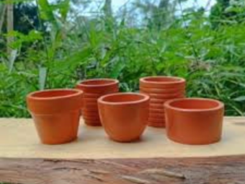 Macetas de Barro Apilables