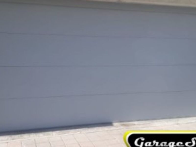 Puerta de garaje en Guadalajara