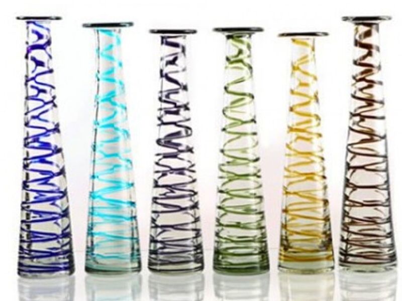 Piramide Cristal mediana con hilos locos