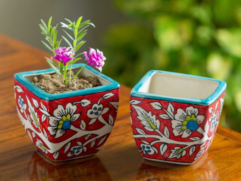 porcelana con patrones florales
