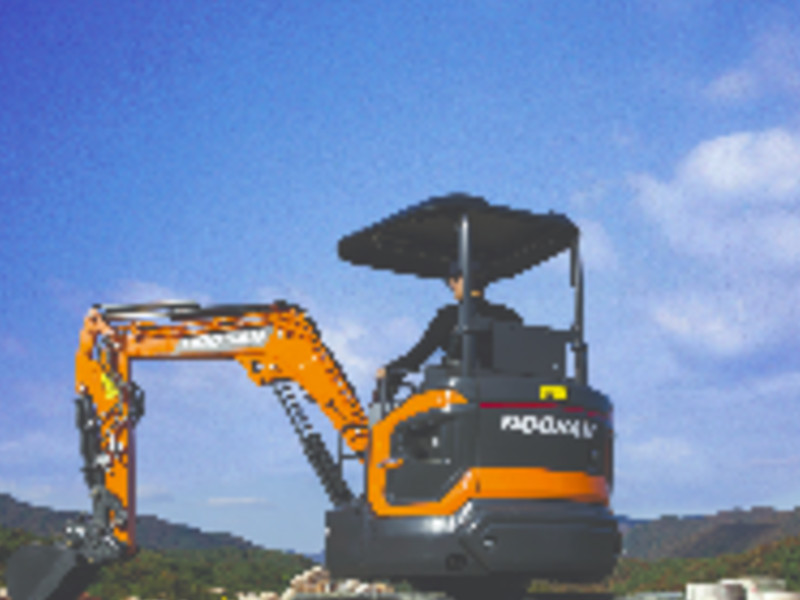 MINIEXCAVADORA DX27Z-7M