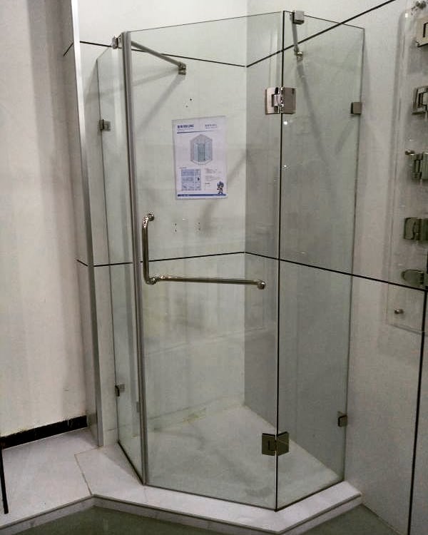 Canceleria de vidrio para baño, Mexico