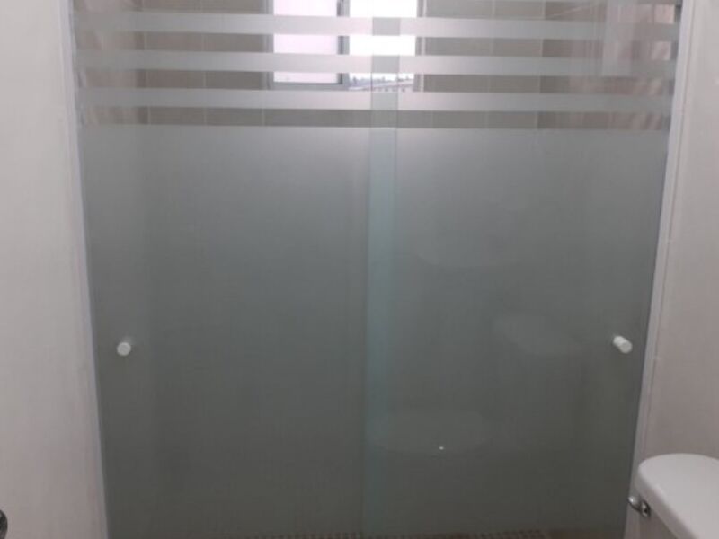 Cancel de baño sistema corredizo Zinacantepec