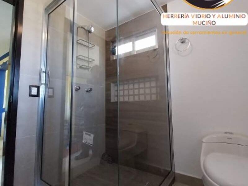 Cancel para baño con vidrio templado México