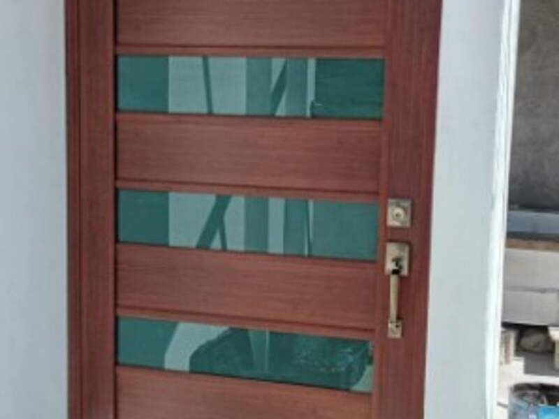 Puerta imitación madera con jaladera México
