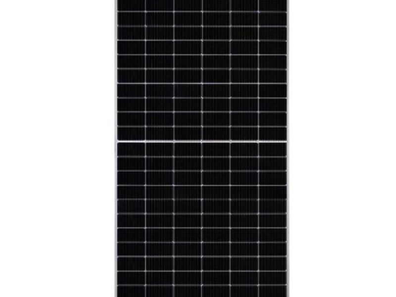 Panes Fotovoltaicos Nayirat 