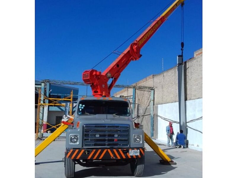 Grua Titan Mexico 