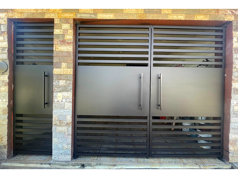 Puerta Manual para Garage, Villahermosa