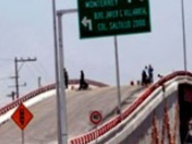 Construcción de puentes en Tampico