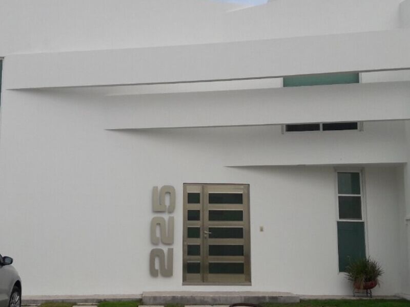 Casa  RENTA Tlacote Pueblito