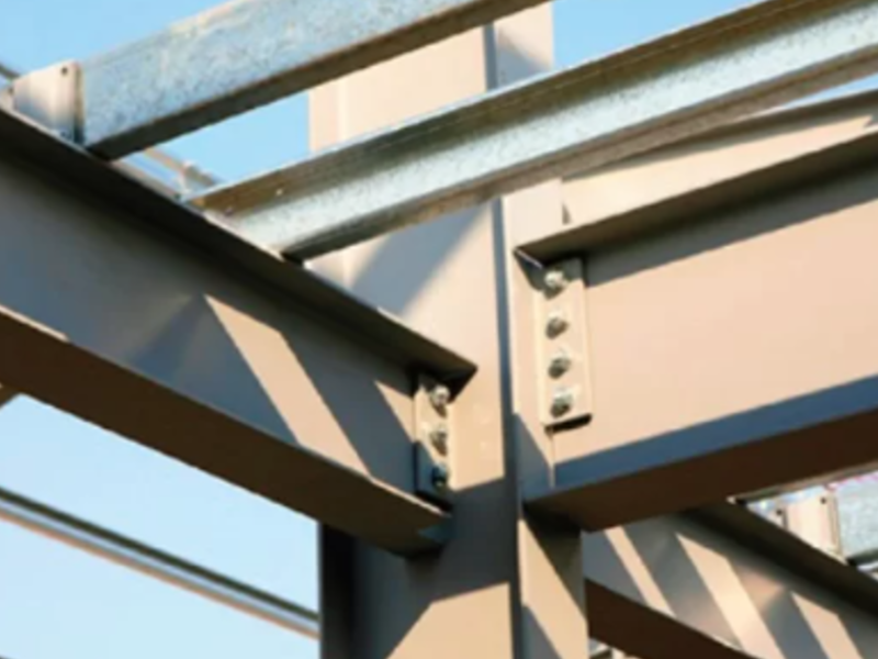 Desde tornillos a conectores de vigas: la función de los sistemas de  conexión en la construcción con estructuras de madera