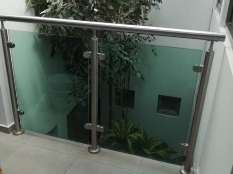 Barandal aluminio y vidrio tintex México