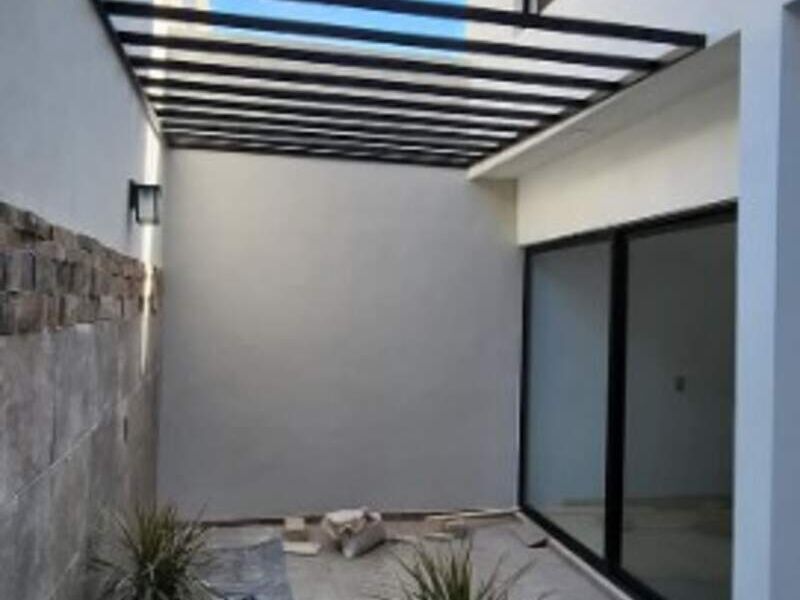 Canceleria aluminio y cristal templado México