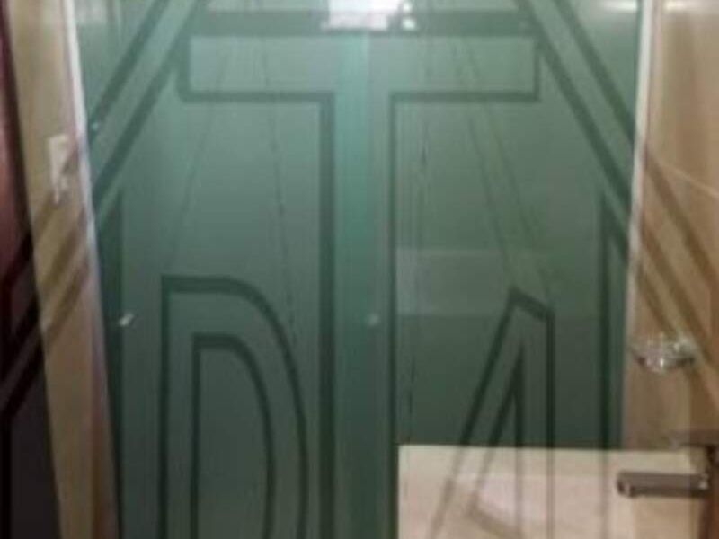 División de baño Toluca