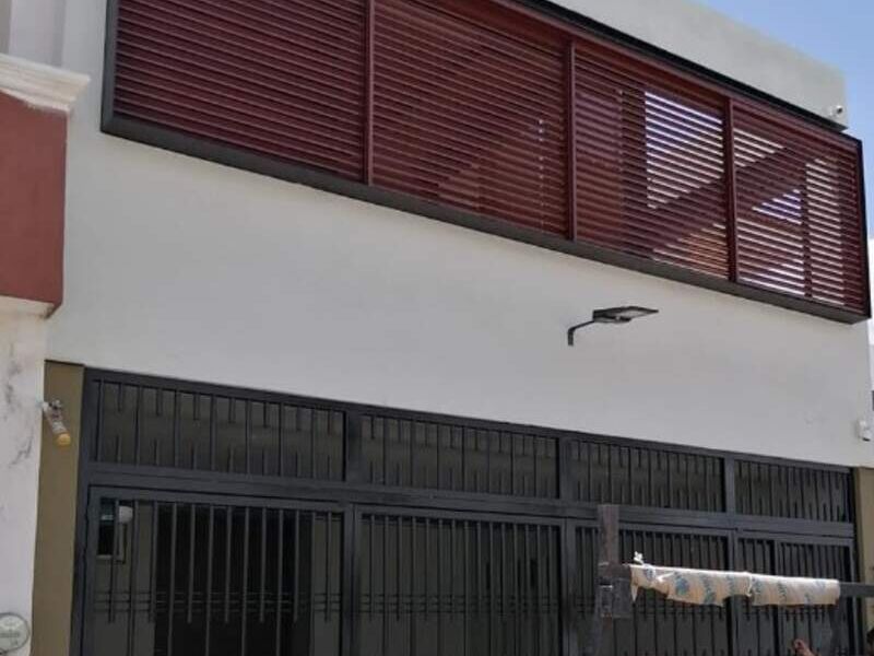 Parasol corredizo a cuatro hojas México