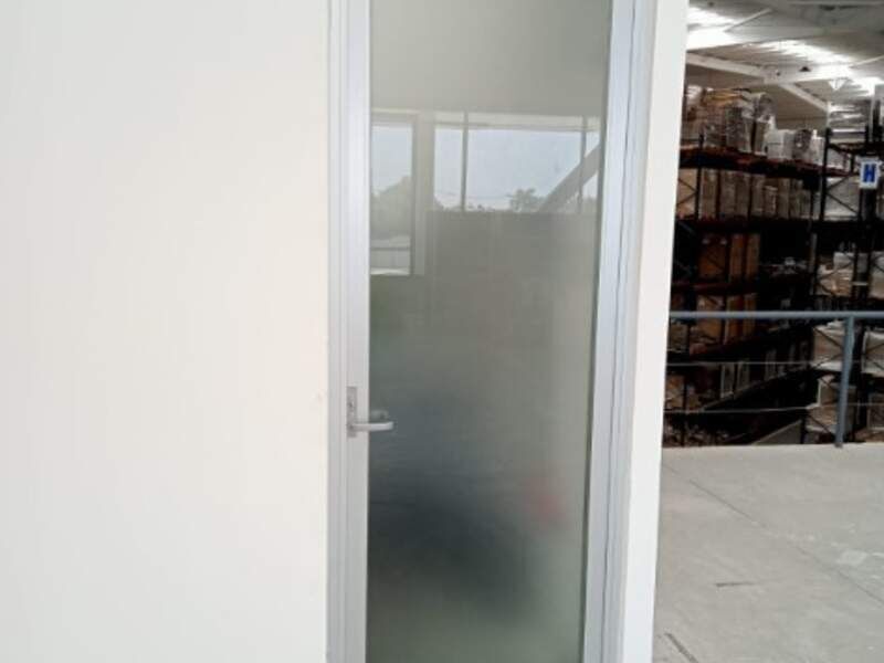 Puerta aluminio cristal con película Tultepec