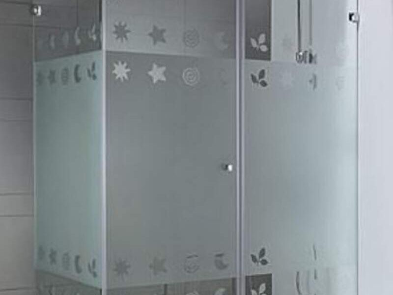 Cancel cristal tempaldo en escuadra México