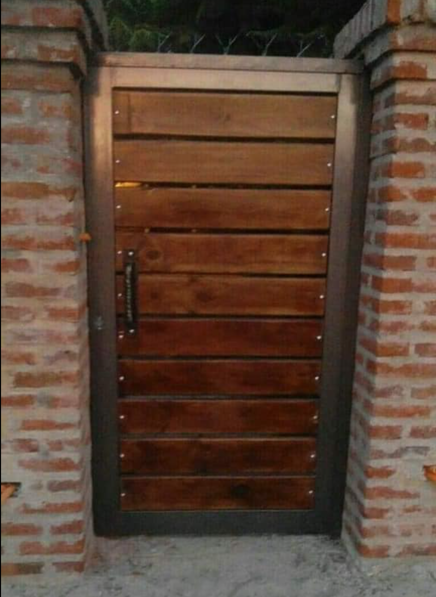 EStructura para puerta de madera 