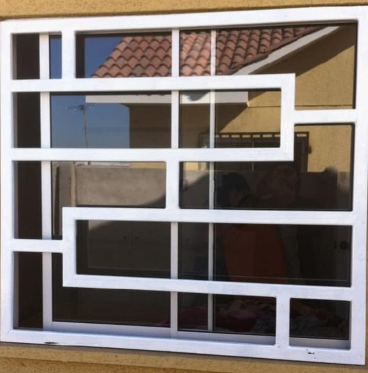 Cobertor metálico para ventana México 