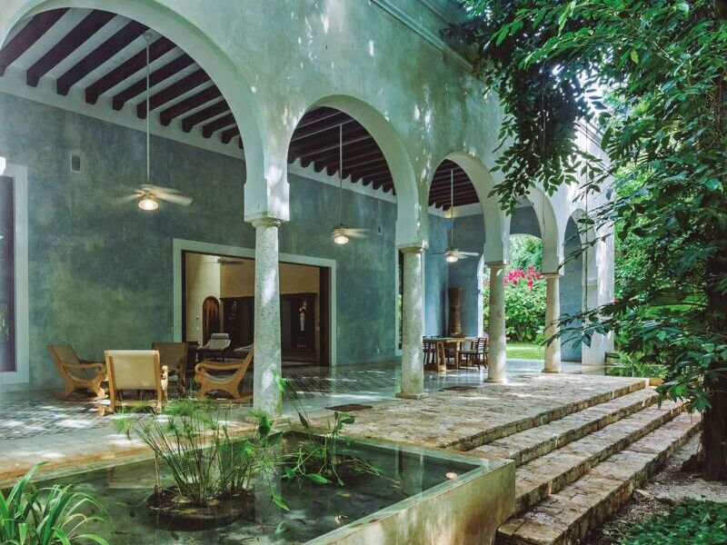 Jardín Residenciales Estilo Clásico México