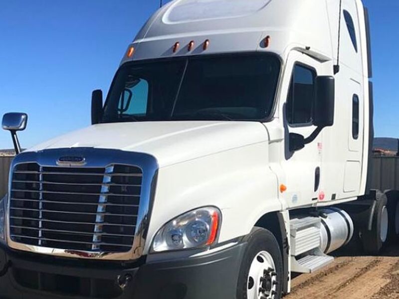 TRACTO CAMION CON GRUA MEXICO