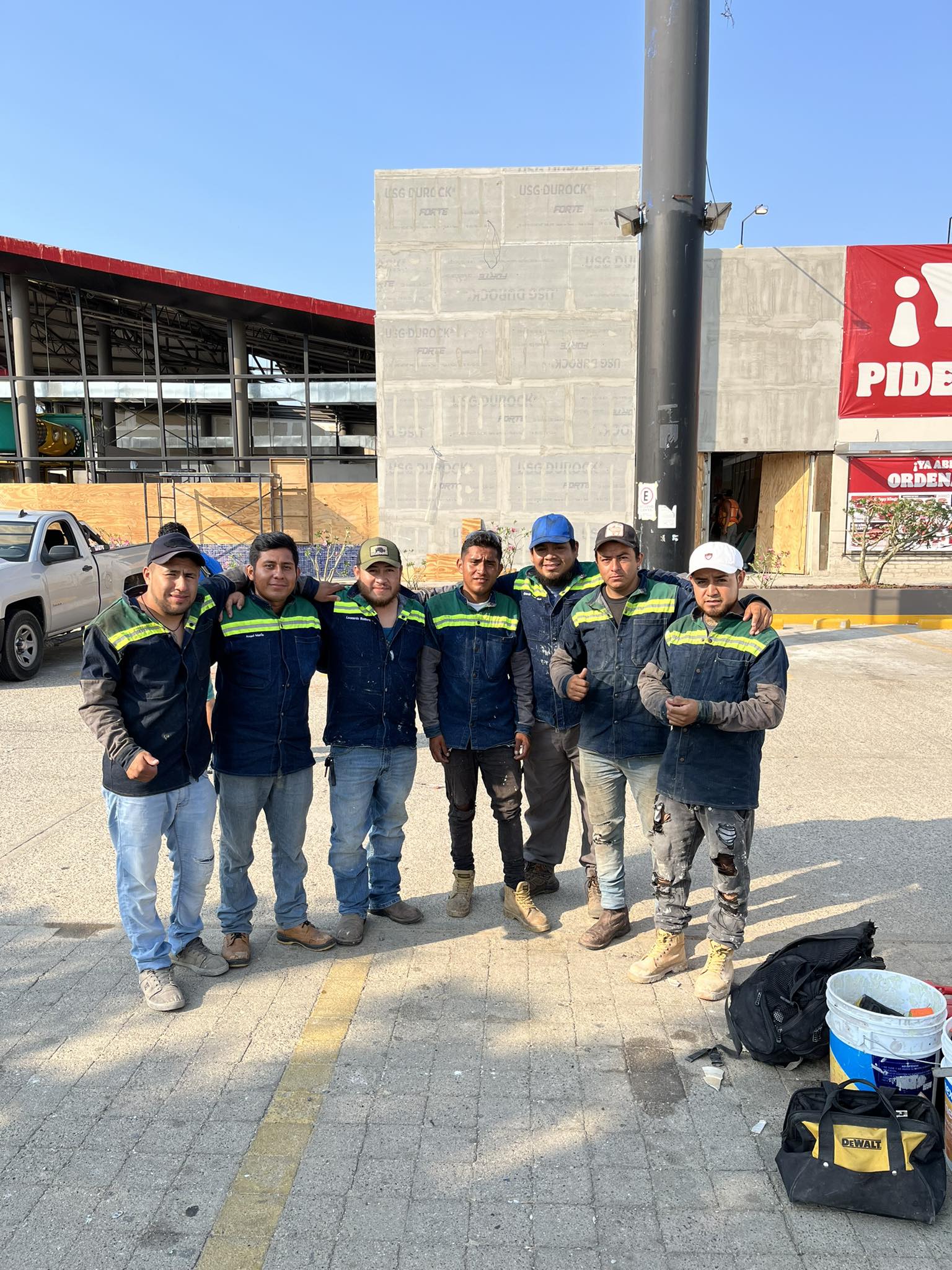 LR Soluciones en Acero