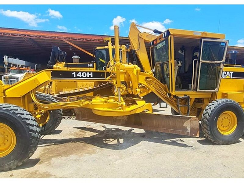Motoconformadora CAT 140H MEXICO