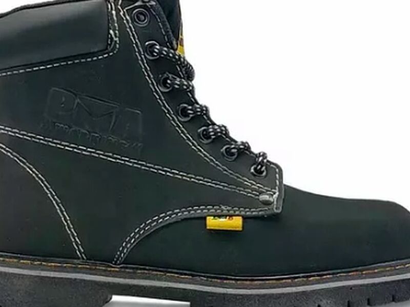 Bota negra nobuck México