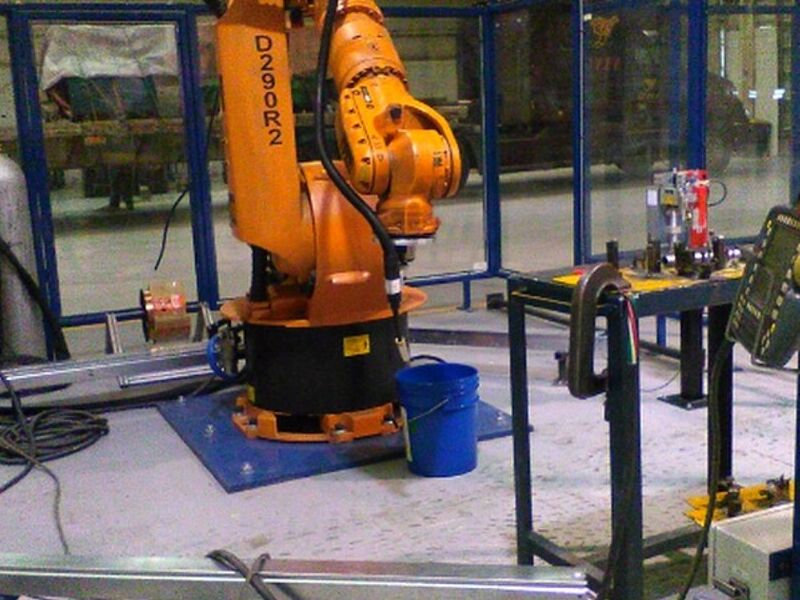 Programación robots marca kuka Puebla
