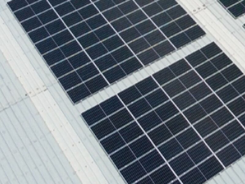 Instalación panel alto rendimiento Monterrey