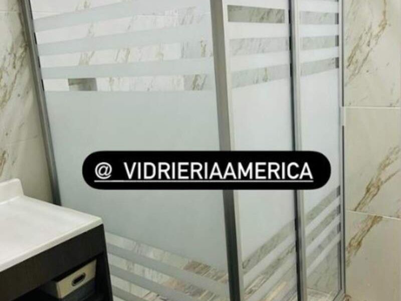 Cancel baño vidrio templado Apodaca