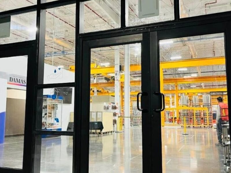 Puertas Abatibles línea Eurovent Apodaca