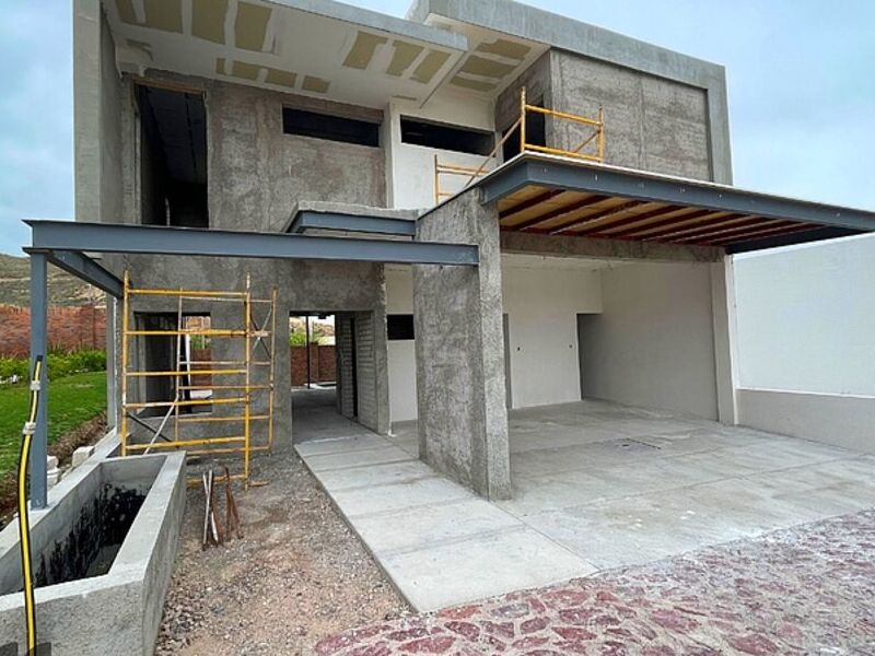 CONSTRUCCIÓN MÉRIDA