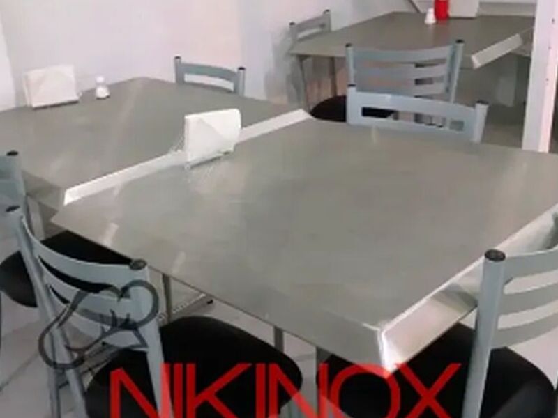 Mesa Restaurante Cuadrada