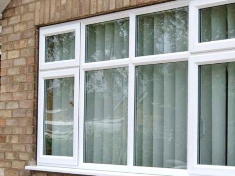 Ventana aluminio blanco Naucapan