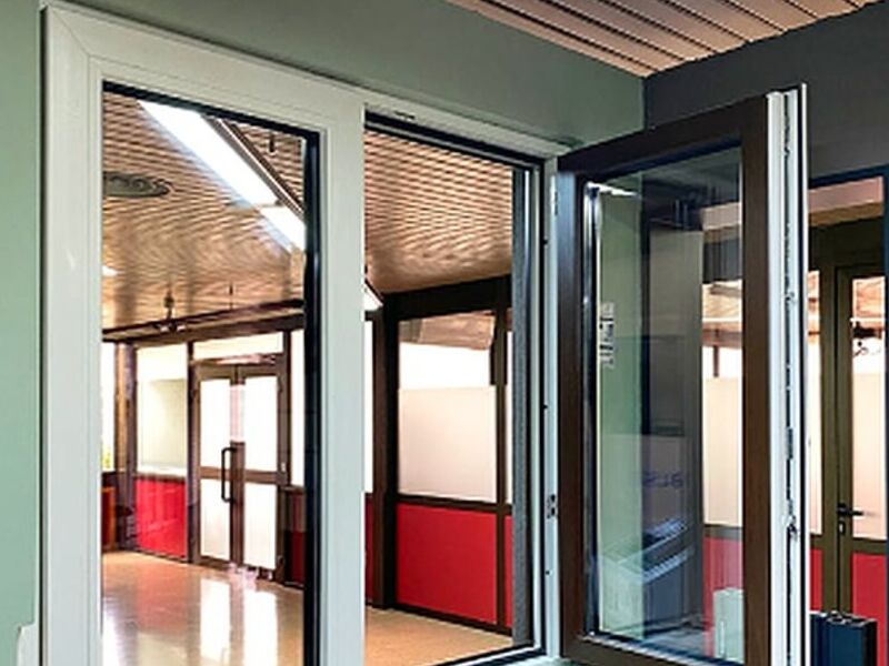 Ventana Oscilobatiente México