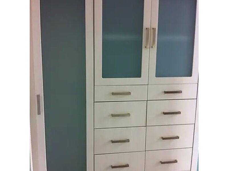 Closet blanco