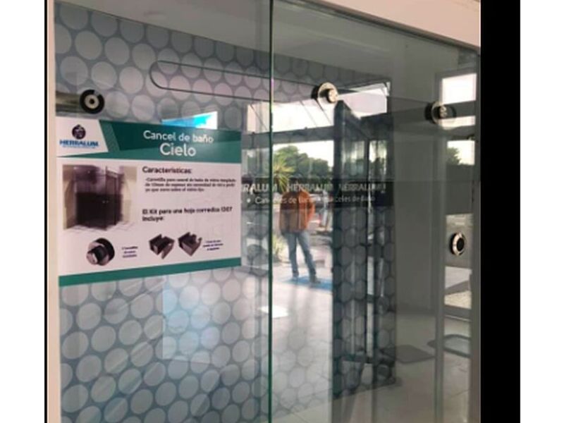 Puerta vidrio coredizo Veracruz