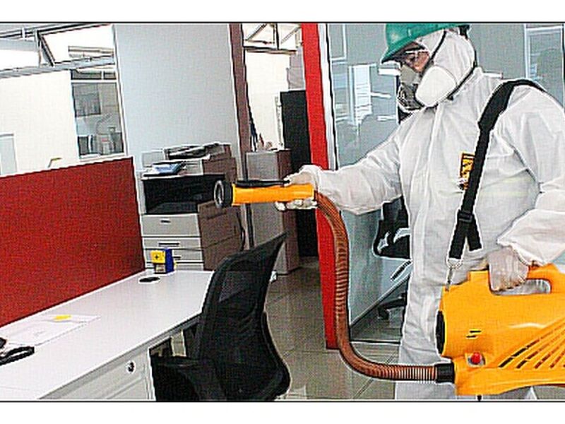 Oficinas en desinfección  México