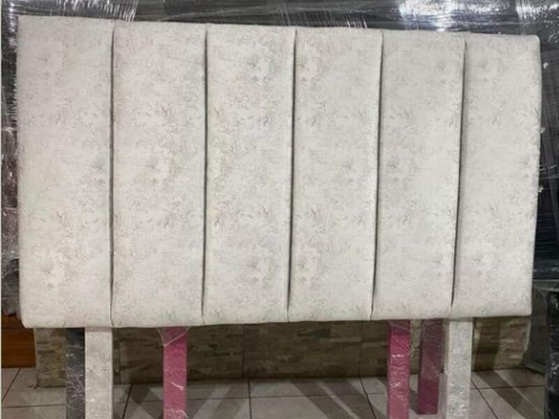 Cabecera matrimonial líneas verticales México
