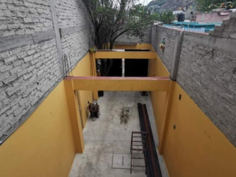 Terraza con piso de cristal Chalco
